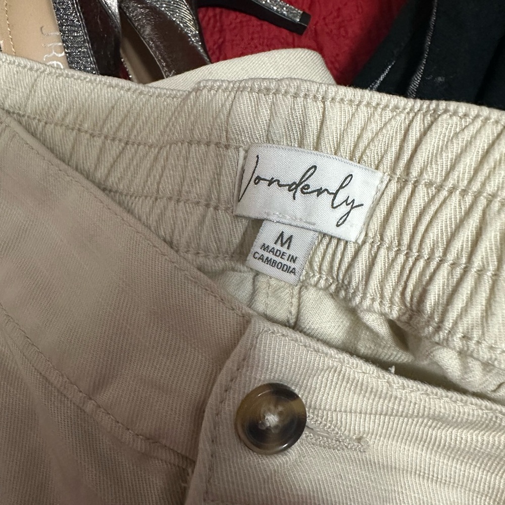 Women’s Wonderly Cream baggy Cargo Pants size medium - Picture 3 of 4